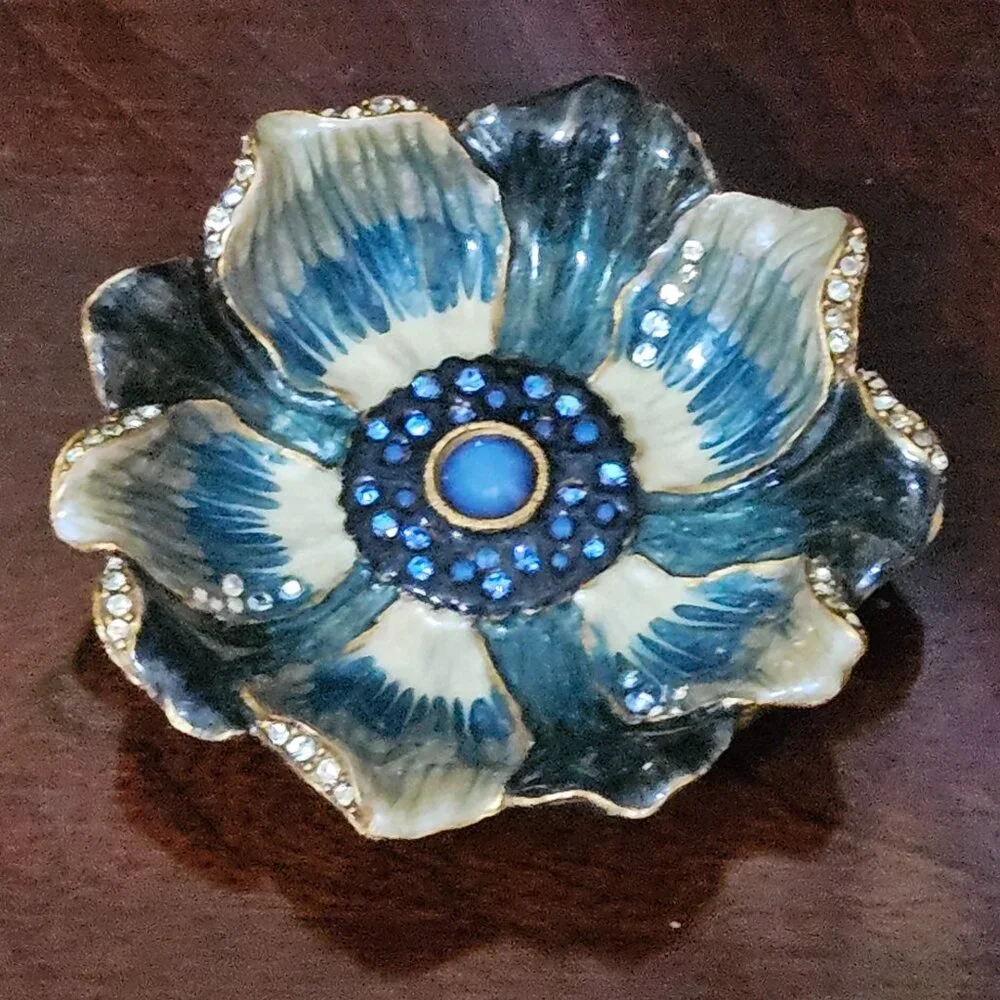 HANDSIGNED RARE JAY STRONGWATER BLUE FLOWER ENAMEL CRYSTAL JEWELRY TRAY DISH
